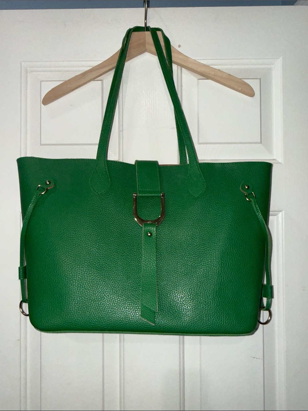 Green Leather Tote Bag - Stylish Everyday Carry